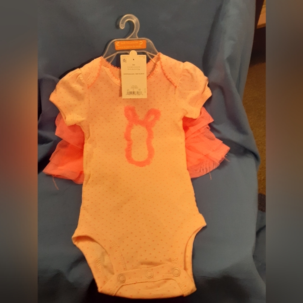 Carters Baby Girl's 2 Piece Onesie with Tutu Skirt Size 3M NWT